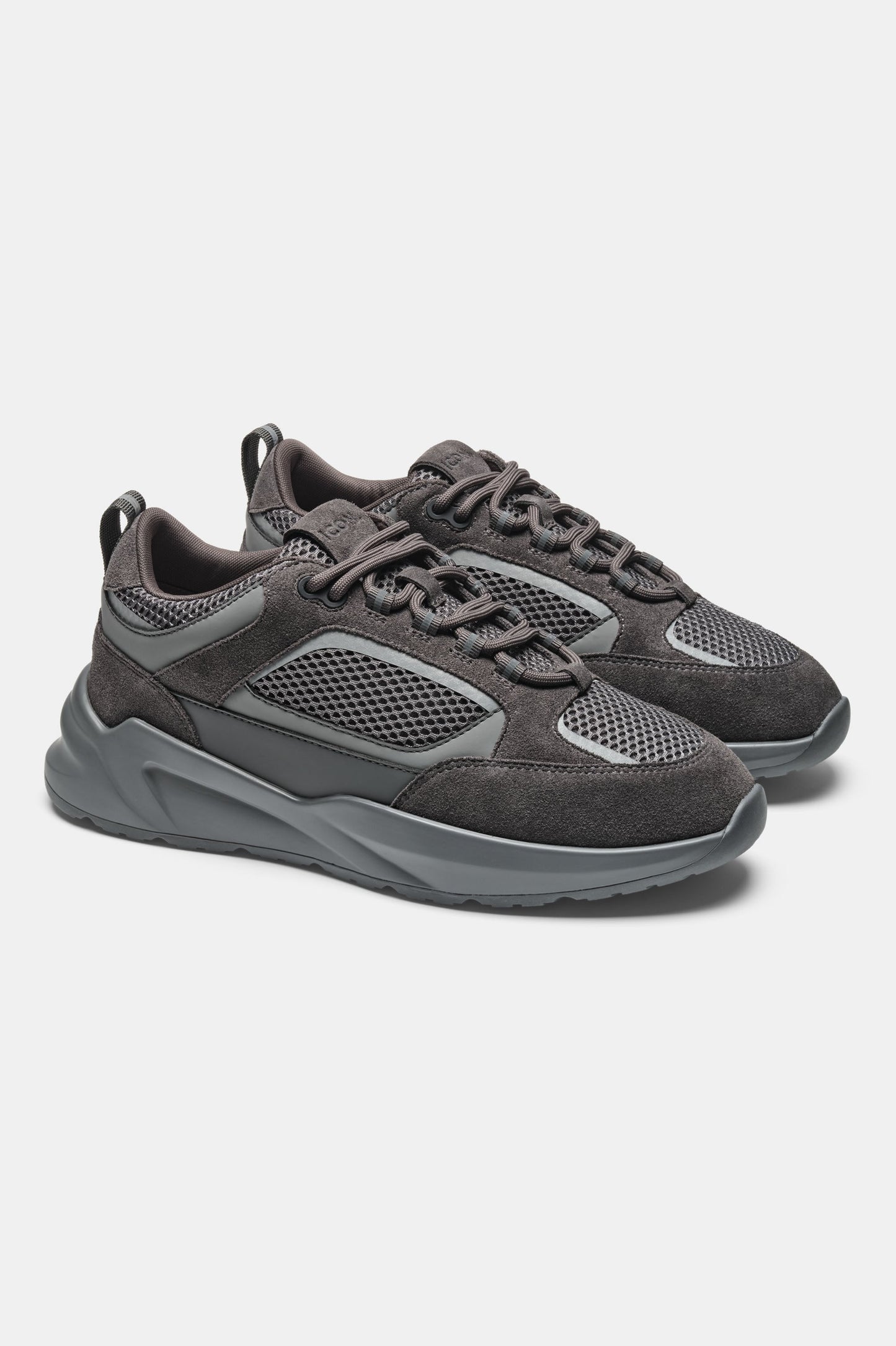 THE AREZZO RUNNER