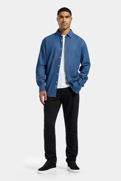THE CHAMBRAY SHIRT