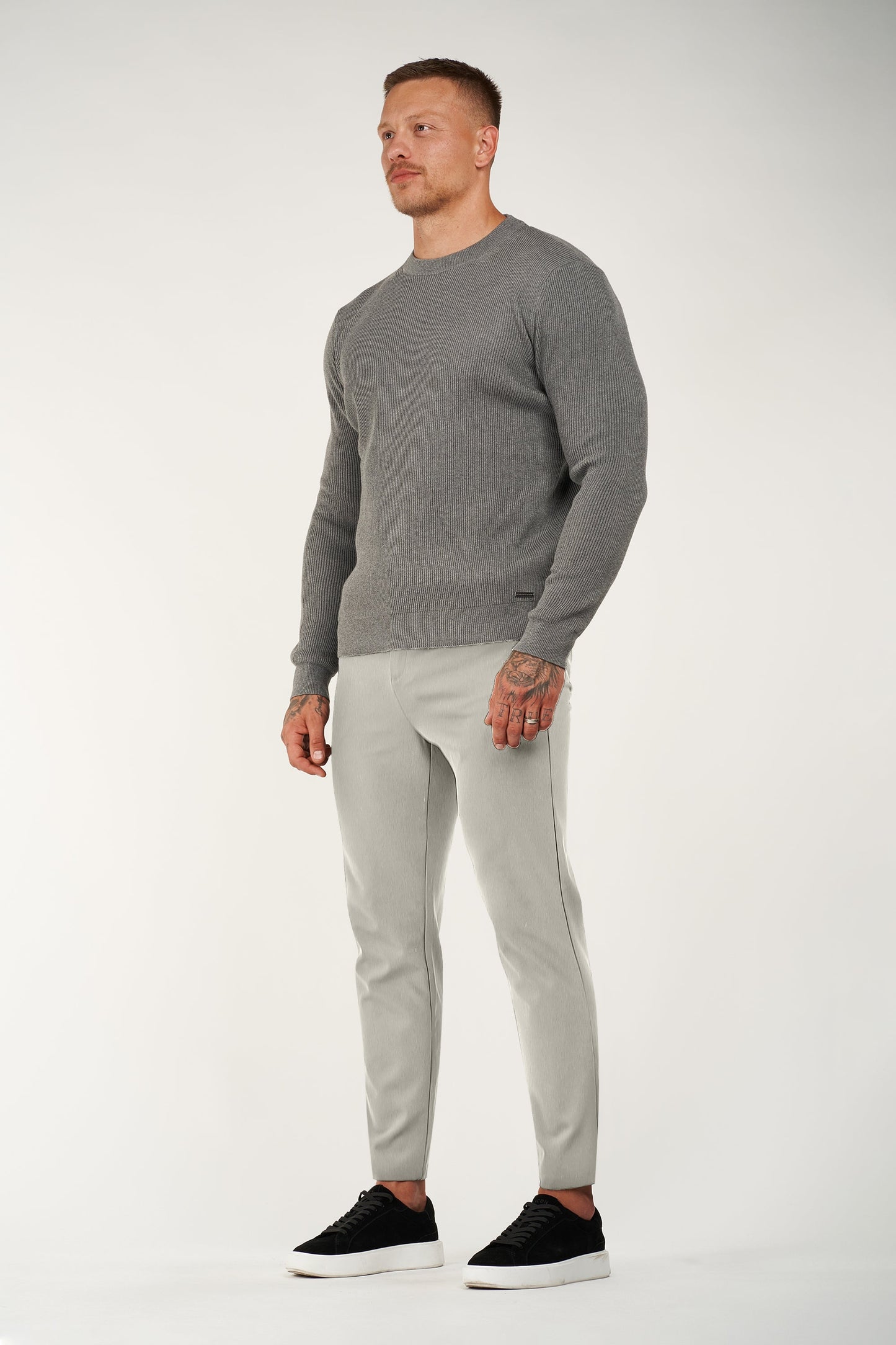 THE TECH PANTS