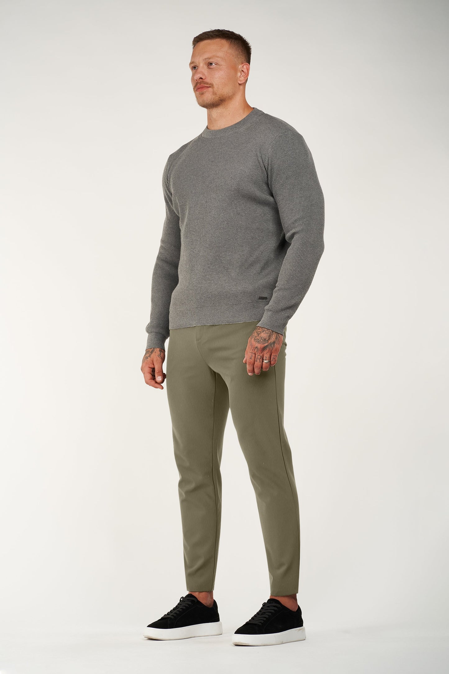 THE TECH PANTS